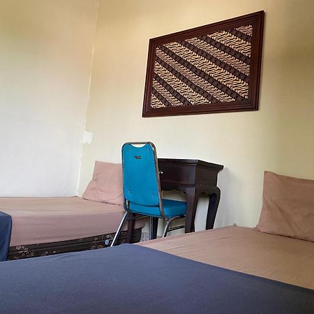 Good Feeling Banyuwangi Hostel Banyuwangi  Εξωτερικό φωτογραφία