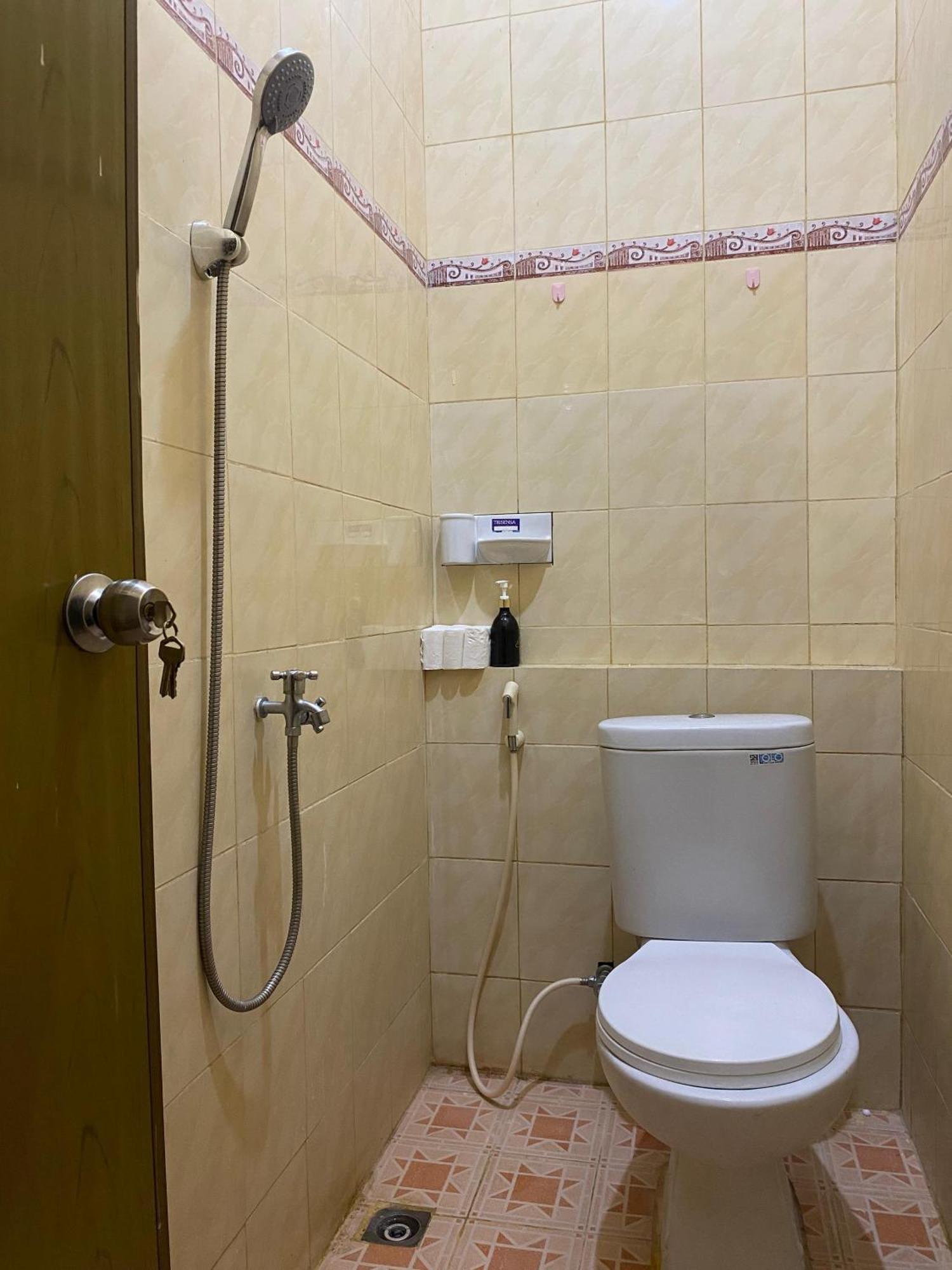Good Feeling Banyuwangi Hostel Banyuwangi  Εξωτερικό φωτογραφία