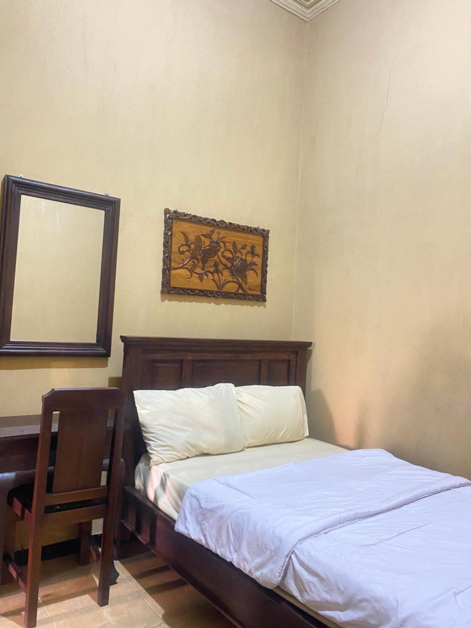 Good Feeling Banyuwangi Hostel Banyuwangi  Εξωτερικό φωτογραφία