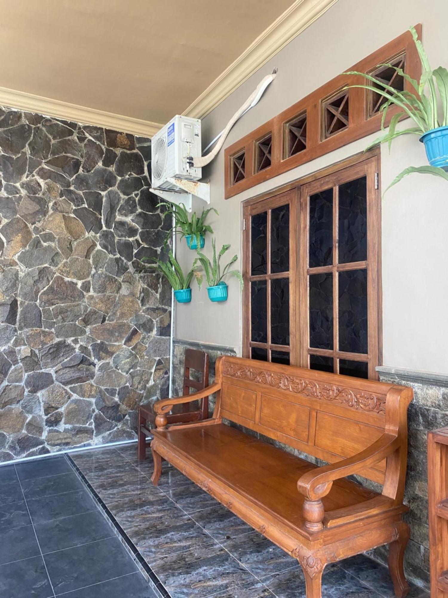 Good Feeling Banyuwangi Hostel Banyuwangi  Εξωτερικό φωτογραφία